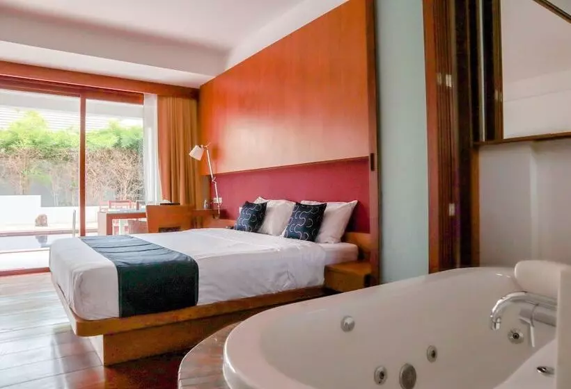 Samui Mekkala Resort