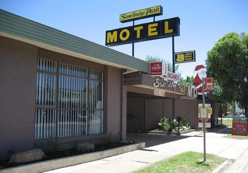 Sanctuary Park Motel