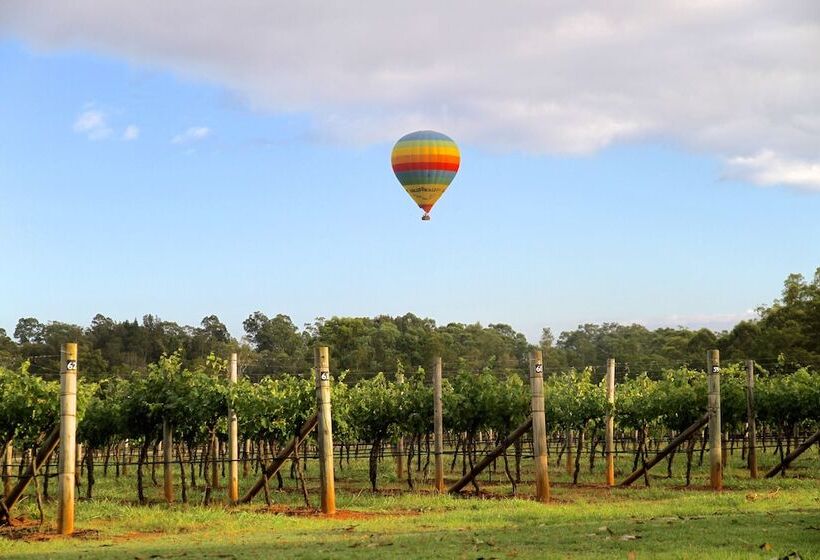 The Carriages Boutique Hotel and Vineyard