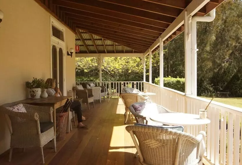 The Carriages Boutique Hotel and Vineyard