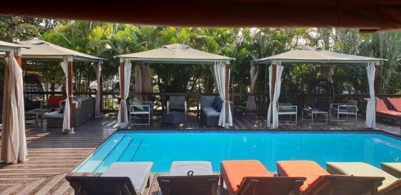 فندق صغير Urban Glamping Tranquil International Backpacking Village