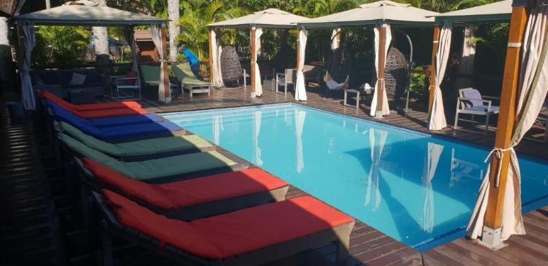 فندق صغير Urban Glamping Tranquil International Backpacking Village