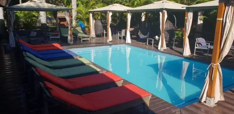 호스텔 Urban Glamping Tranquil International Backpacking Village