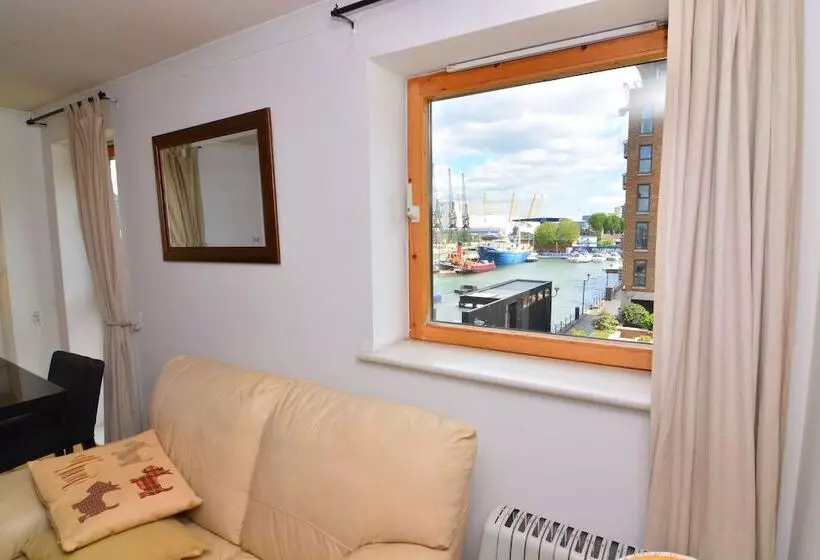 Apartment Wharf – Meridian Place