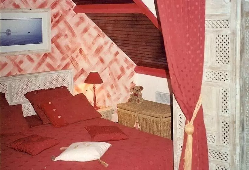 تختخواب و صبحانه Chambres D Hotes Manoir Des Quatre Saisons