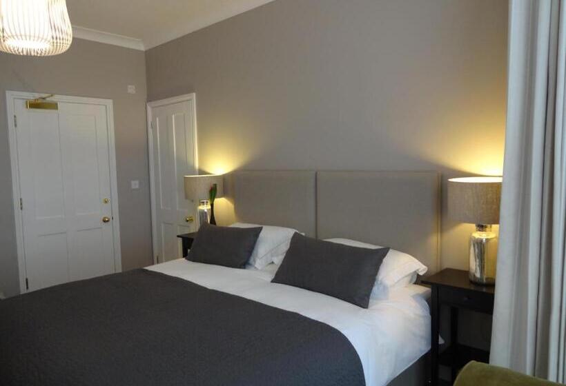 住宿加早餐  Ogilvy House