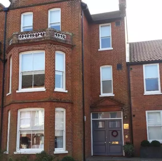 Bed & Breakfast Ogilvy House