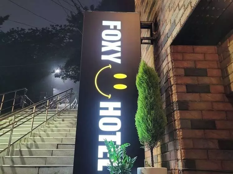Hotel Foxy