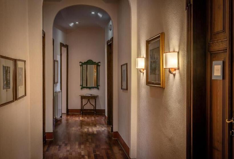 فندق Bellezza Suites