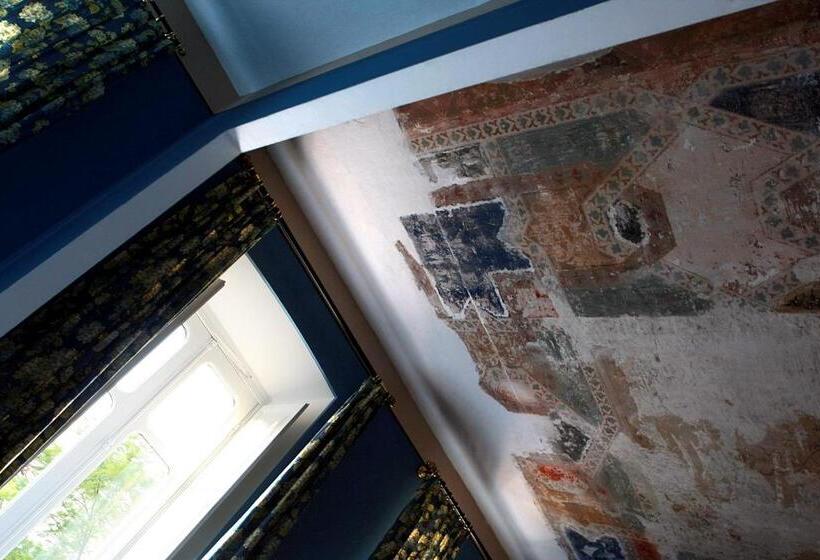 فندق Bellezza Suites