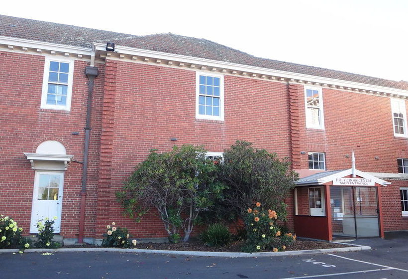 ホテル Burns Lodge At Holy Cross Centre