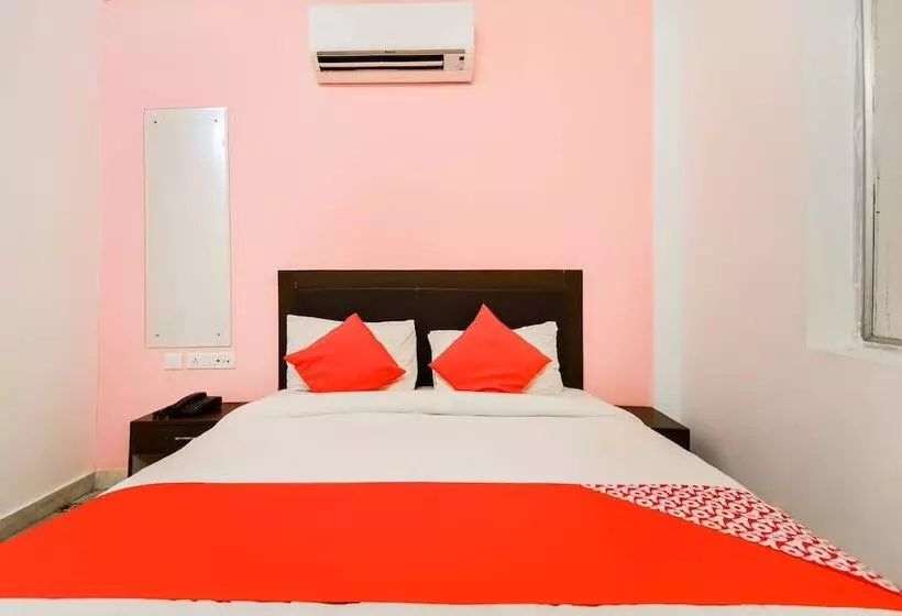 Collection O Hotel Shani Classic