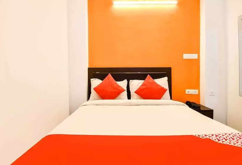 Collection O Hotel Shani Classic