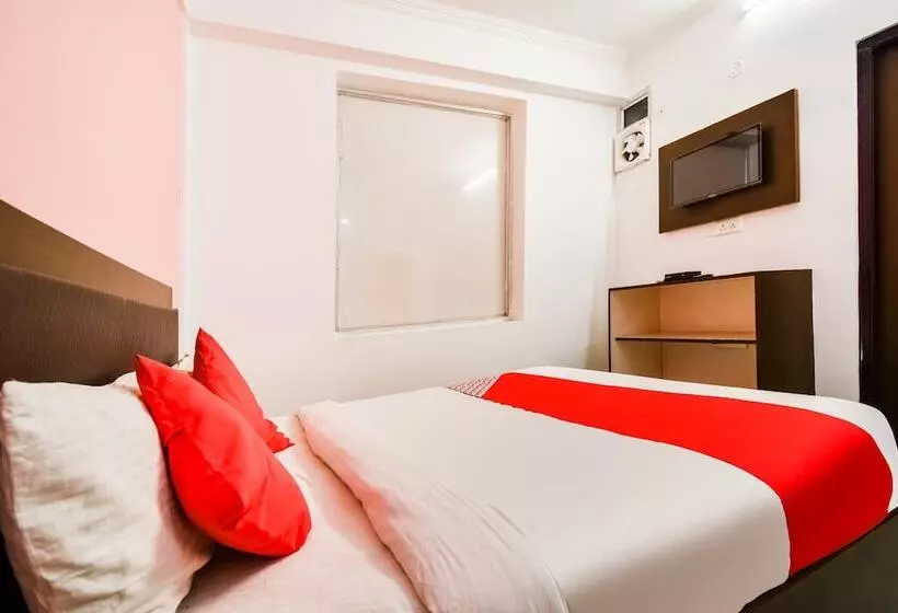 Collection O Hotel Shani Classic