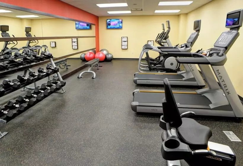 호텔 Courtyard By Marriott Muncie At Horizon Convention Center