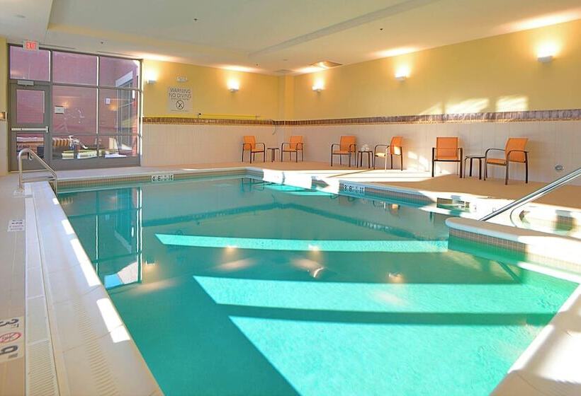 호텔 Courtyard By Marriott Muncie At Horizon Convention Center