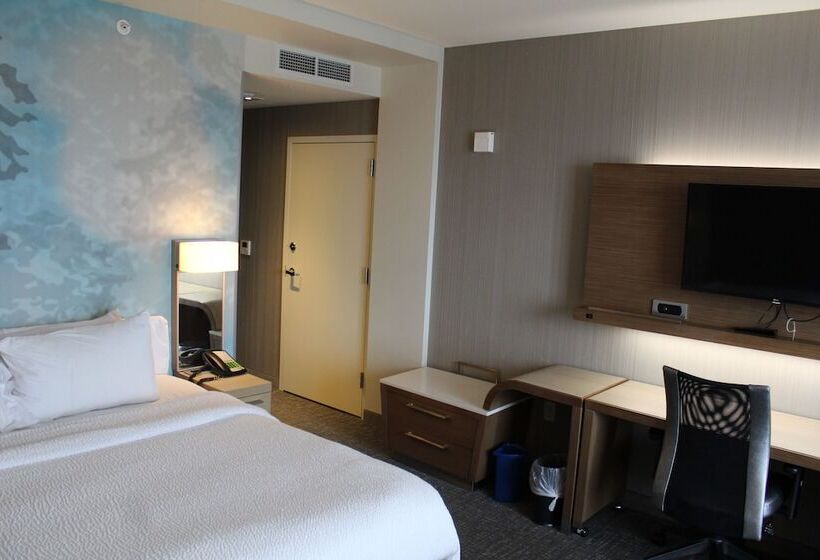 호텔 Courtyard By Marriott Muncie At Horizon Convention Center