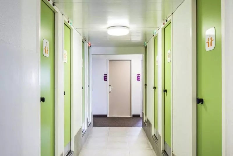 בית מלון כפרי F1 Paris Porte De Montreuil