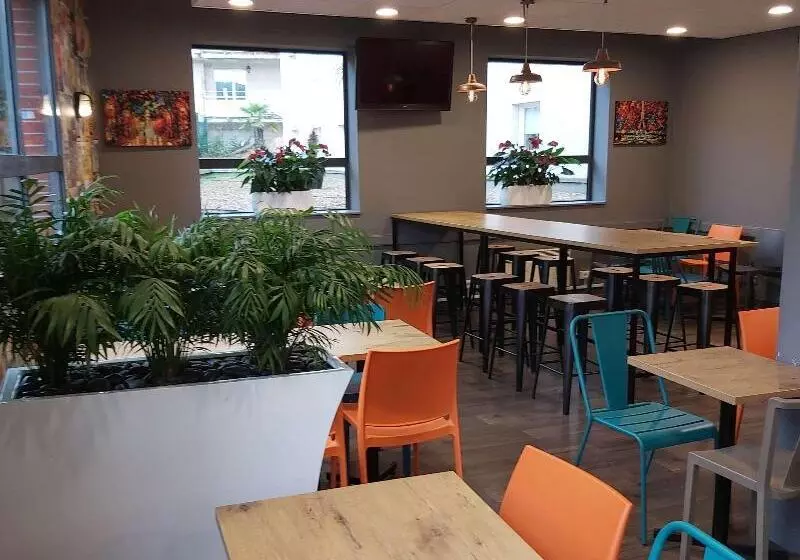 בית מלון כפרי F1 Paris Porte De Montreuil