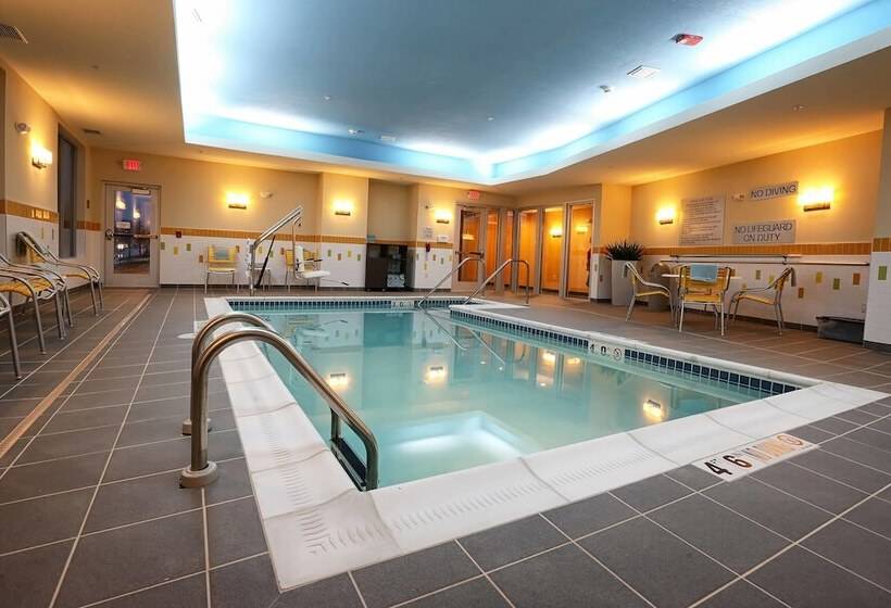 ホテル Fairfield Inn & Suites By Marriott Madison Verona