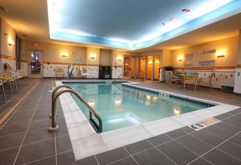 ホテル Fairfield Inn & Suites By Marriott Madison Verona