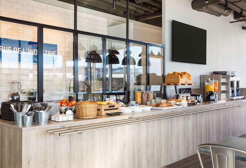 בית מלון כפרי Ibis Budget Lausanne Bussigny