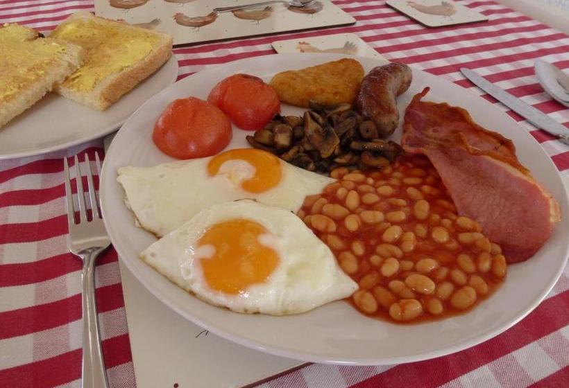 Отель Manor Farm Stay