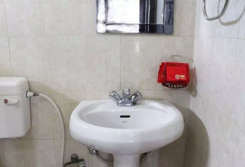 ホテル Oyo Rooms Kempty Falls Mussoorie