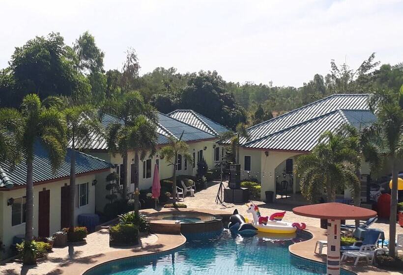 Отель Ponderosa Resort