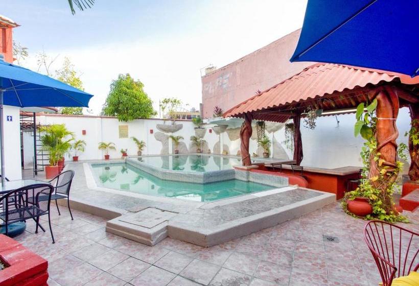 هتل Suites Tropicana Ixtapa