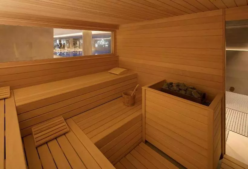 Tangla Hotel Brussels