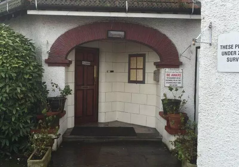 بنسيون Colnbrook Lodge Guest House