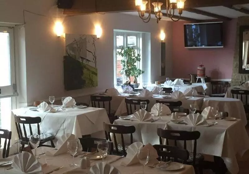 بنسيون Colnbrook Lodge Guest House