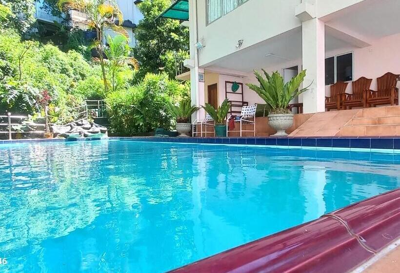 بنسيون Days Inn