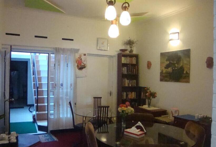 بنسيون Days Inn