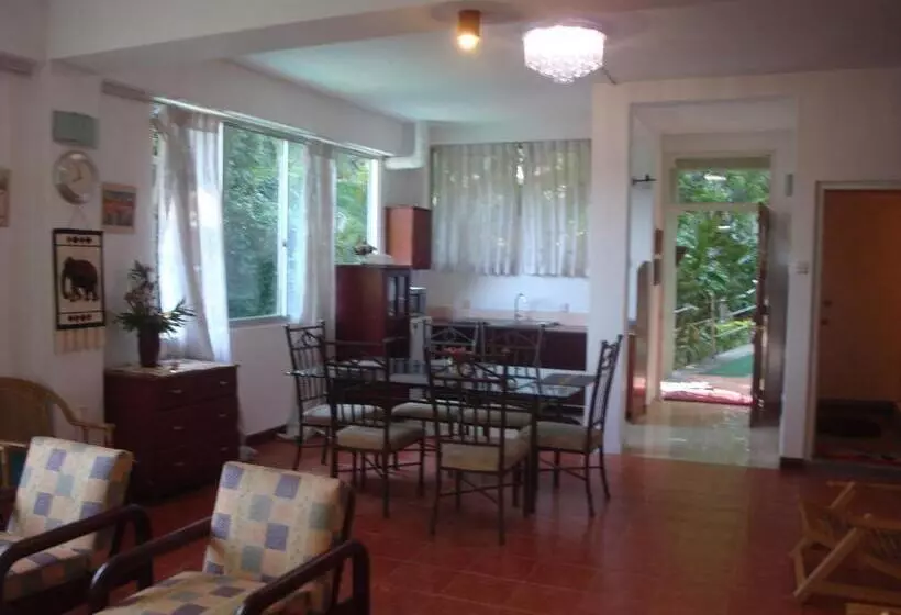 پانسیون Days Inn