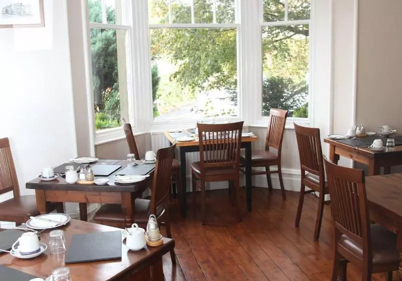 Pension (Hôtel basse catégorie) Kirkwood Guest House