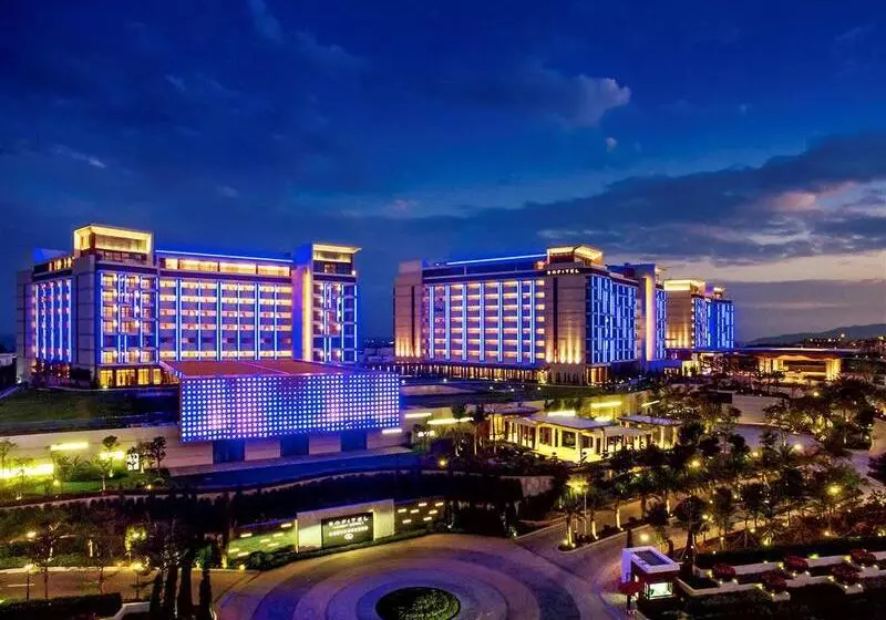 Sofitel Sanya Leeman Resort