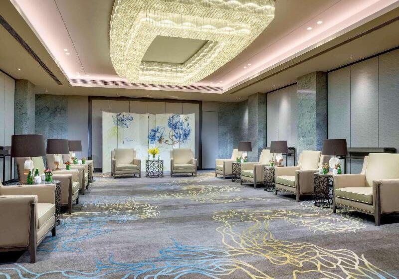 Sofitel Sanya Leeman Resort