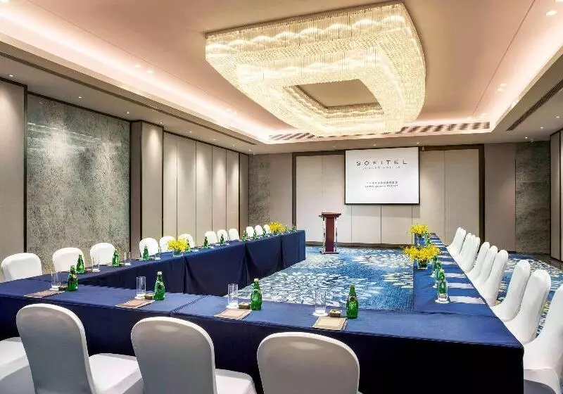 Sofitel Sanya Leeman Resort