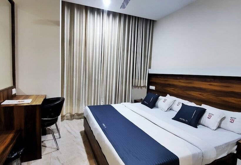 Hotel 21 Chandigarh