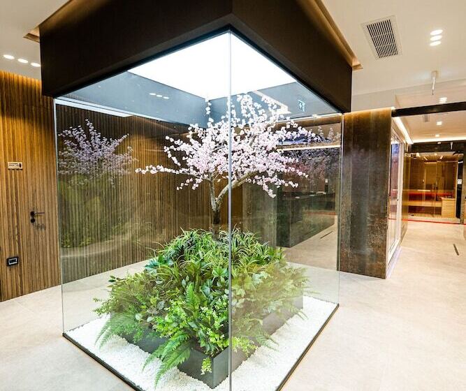 هتل Elisa Tirana, Affiliated By Meliá