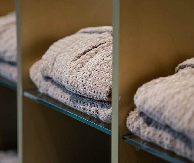 هتل Elisa Tirana, Affiliated By Meliá