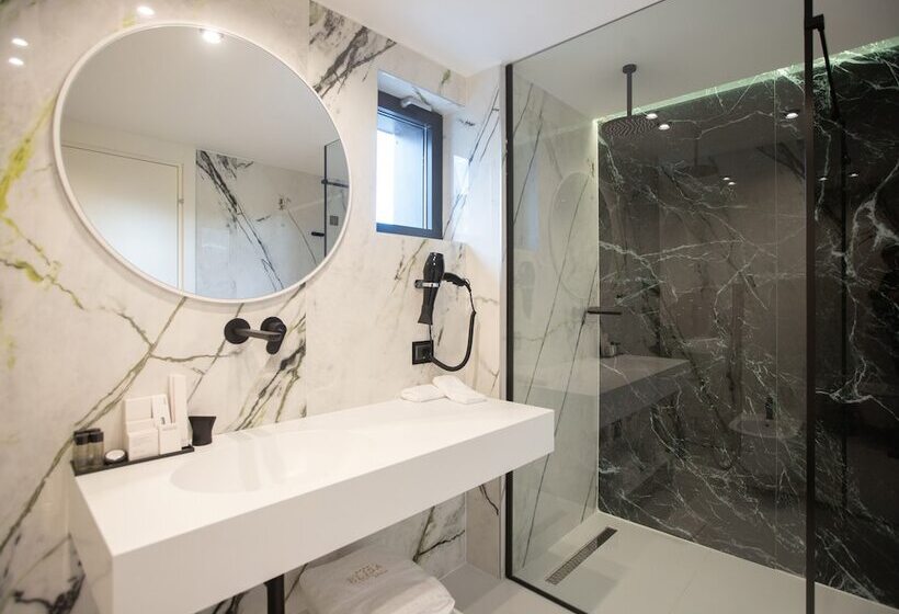 هتل Elisa Tirana, Affiliated By Meliá