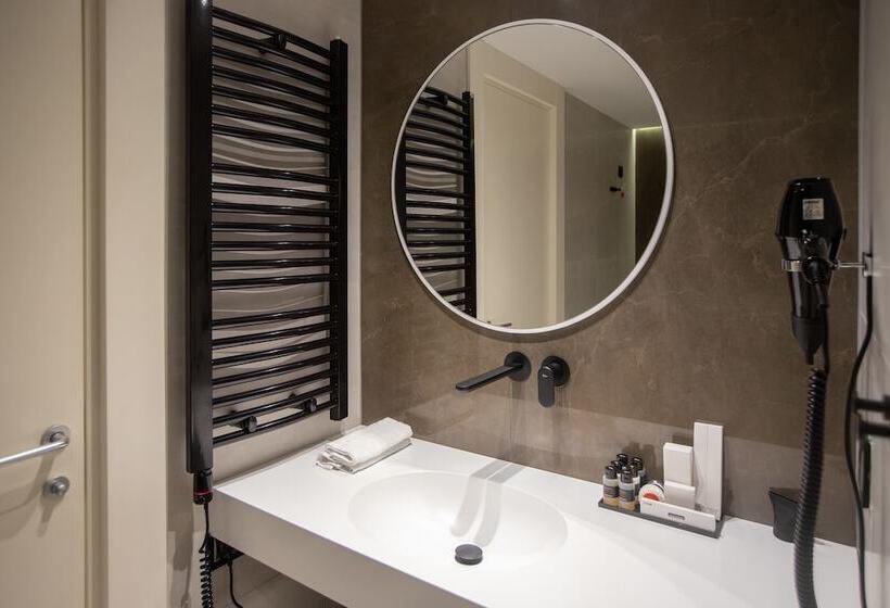 هتل Elisa Tirana, Affiliated By Meliá