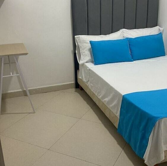 בית מלון כפרי George House Medellin