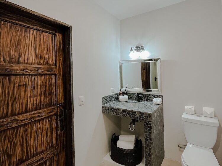 بنسيون Dream House