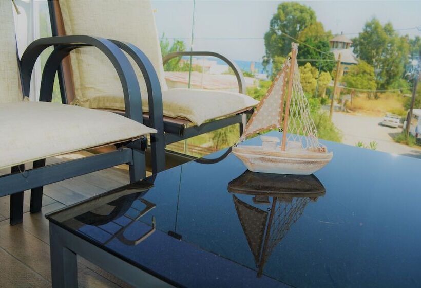 Anelia Boutique Studios & Apartments