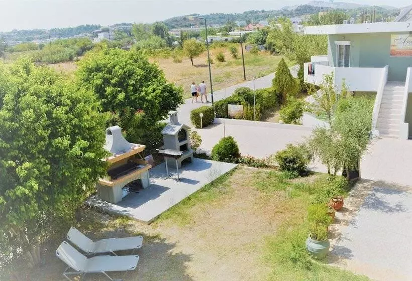 Anelia Boutique Studios & Apartments