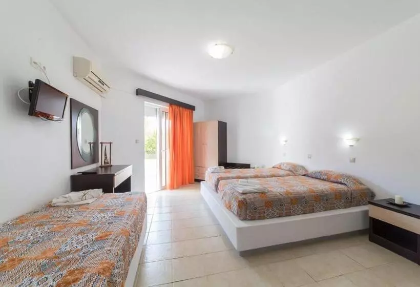 Anelia Boutique Studios & Apartments